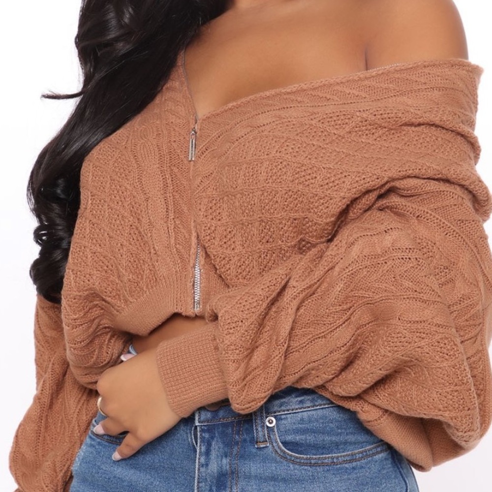Crop top sweater